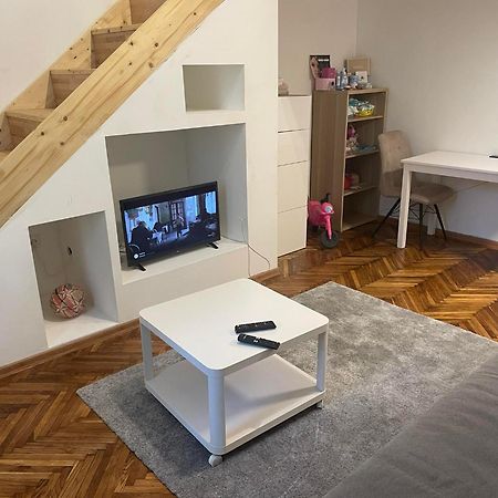 Gogolove Cozy Apartment Budapest Exterior photo